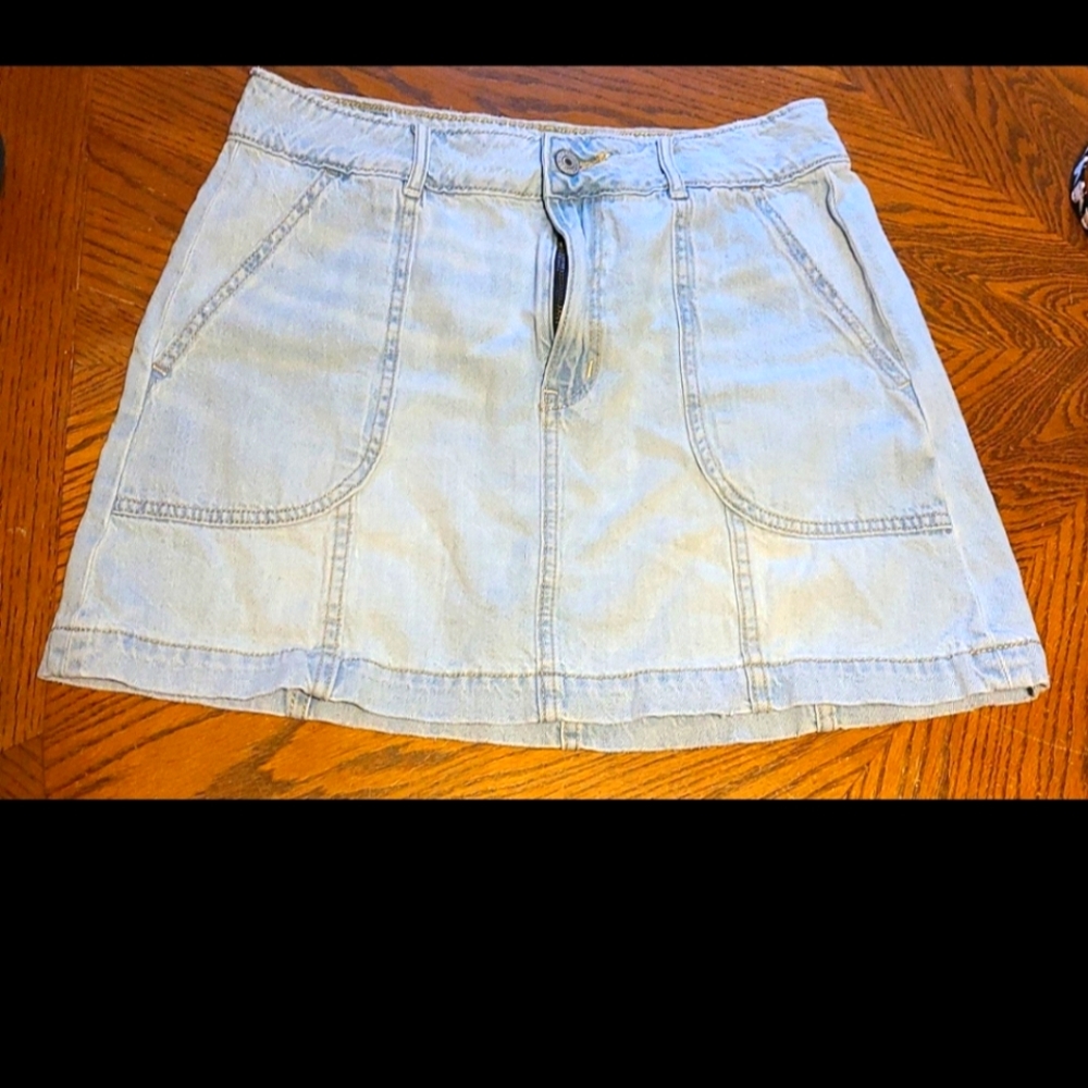 AE mini skirt